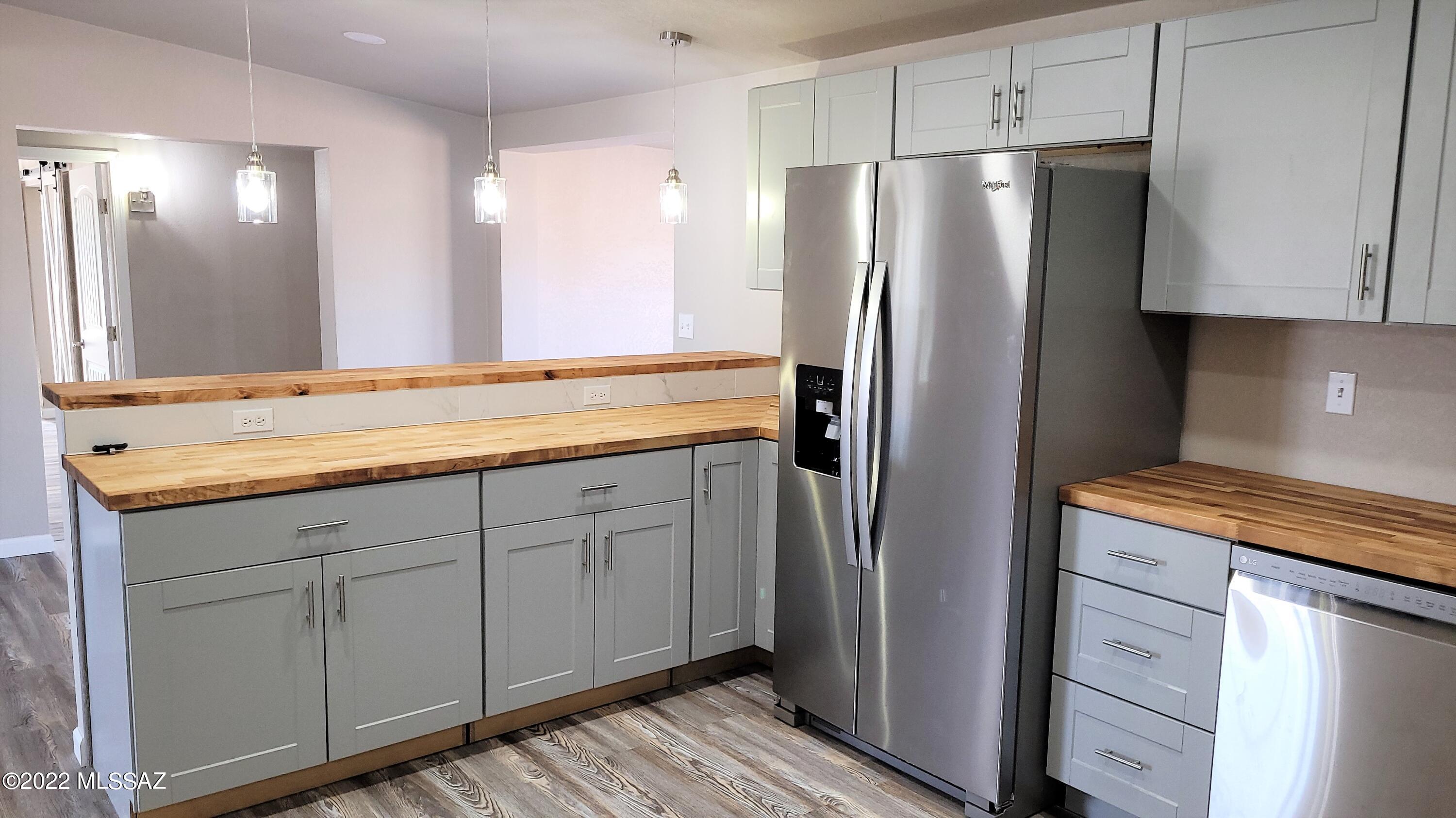 1101 Treasure Road Pearce, AZ 85625 - Photo 11 of 46 Gallery Image 11