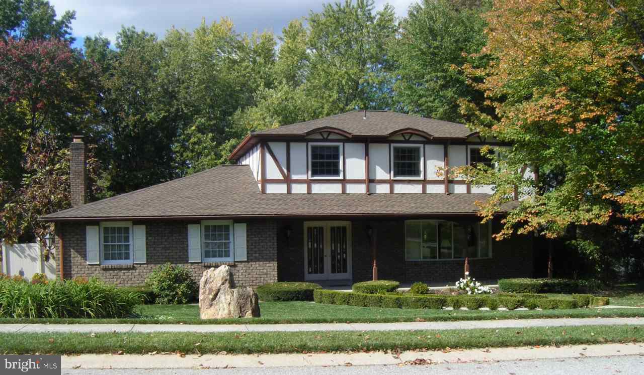 820 Woodbridge Road York, PA 17402 - Photo 1 of 21 Gallery Image 1