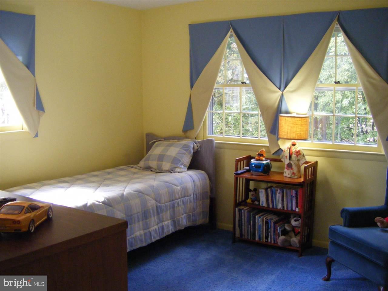 820 Woodbridge Road York, PA 17402 - Photo 13 of 21 Gallery Image 13