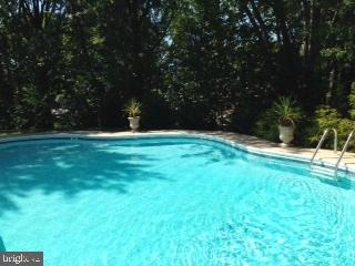 820 Woodbridge Road York, PA 17402 - Photo 19 of 21 Gallery Image 19
