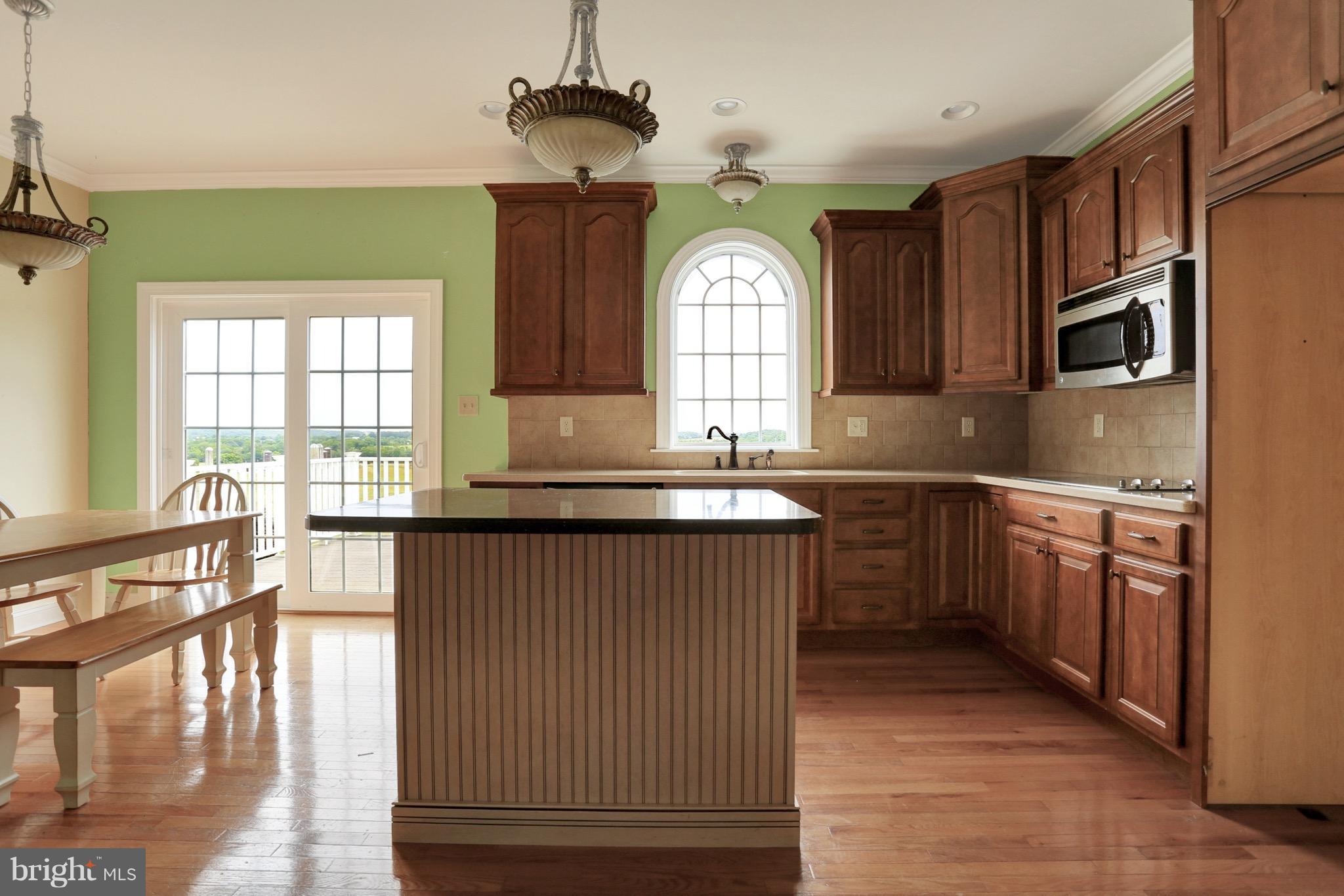 15934 Broadfording Road Hagerstown, MD 21740 - Photo 12 of 30 Kitchen