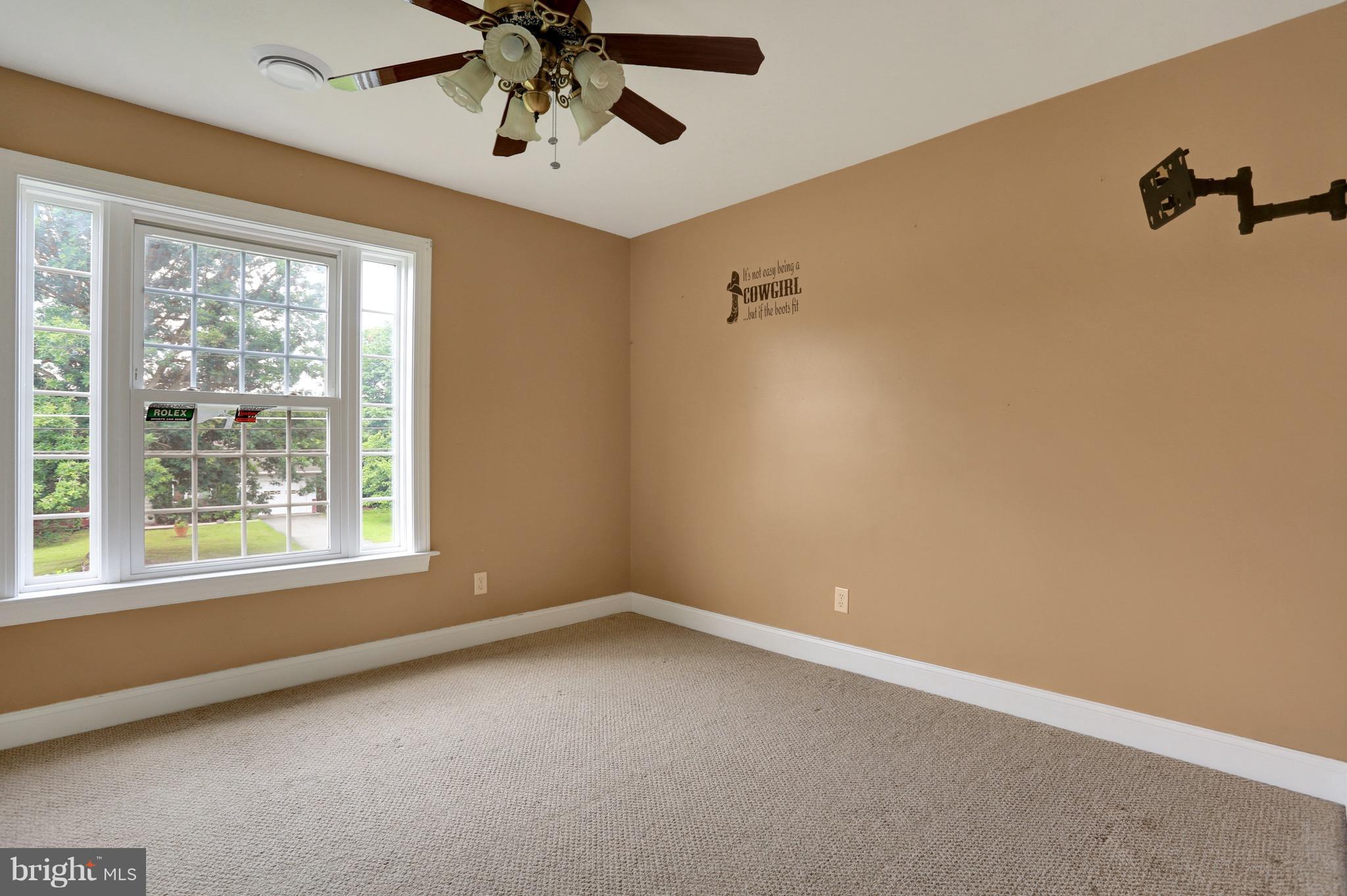 15934 Broadfording Road Hagerstown, MD 21740 - Photo 24 of 30 Bedroom