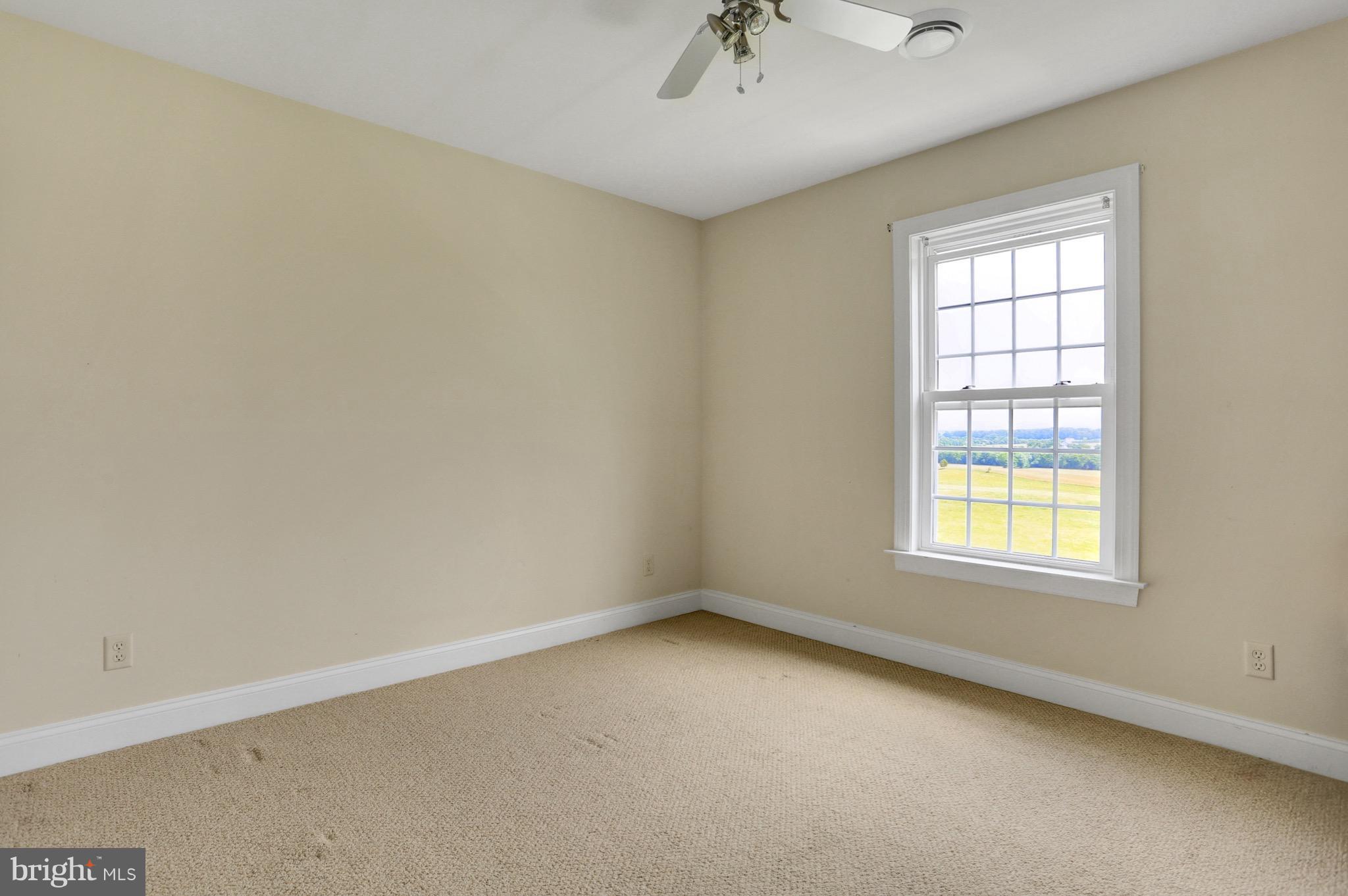 15934 Broadfording Road Hagerstown, MD 21740 - Photo 27 of 30 Bedroom