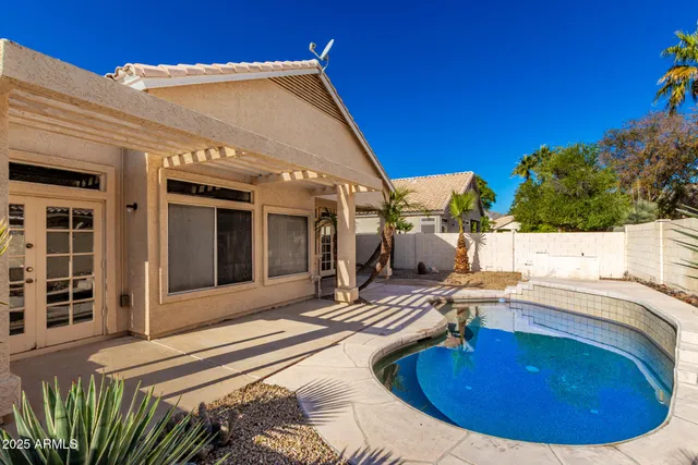 $2,395 | 16617 South 14th Street, Phoenix, AZ 85048