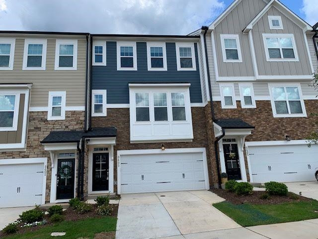 8403 Zinc Autumn Path Raleigh, NC 27615 - Photo 4 of 69 Welcome home!