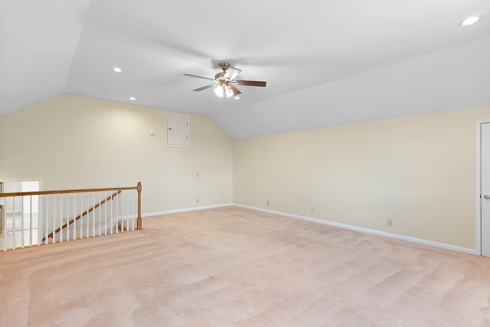 6159 H B Lee Road Springfield, TN 37172 - Photo 21 of 28 a view of an empty room with a ceiling fan
