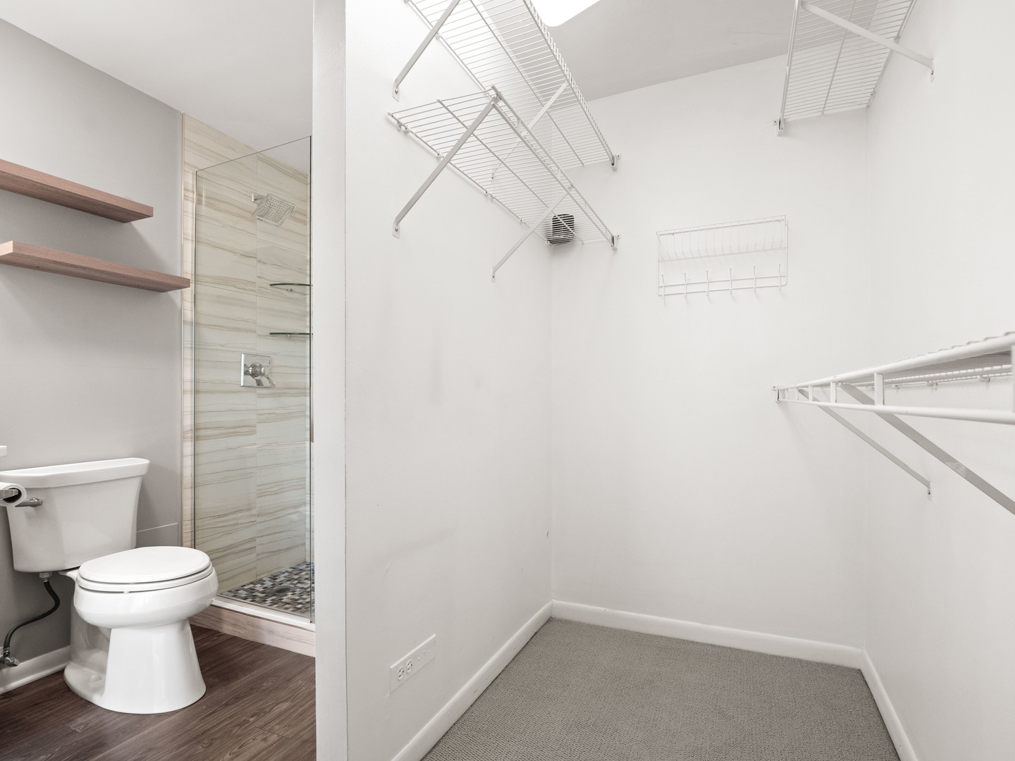 2754 North Hampden Court, Unit 708 Chicago, IL 60614 - Photo 13 of 27 a bathroom with a toilet and a shower