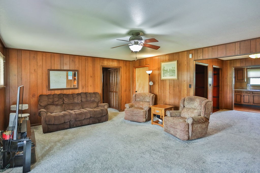 305 Myers Terrace Carthage, TN 37030 - Photo 31 of 75 a living room with furniture and a large window