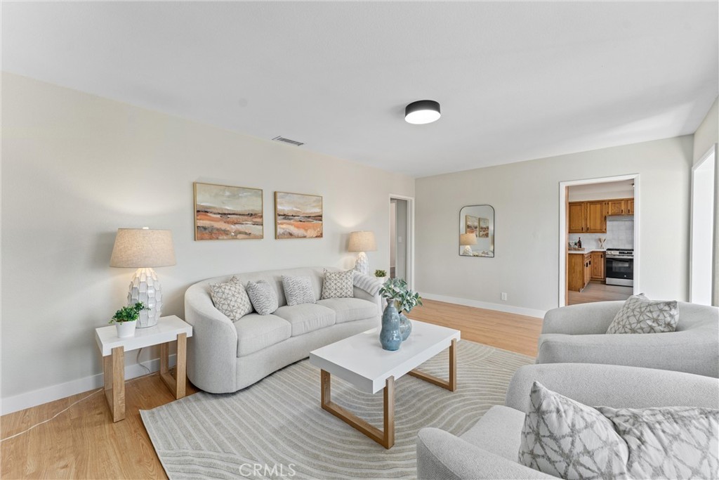 2629 Bashor Street Duarte, CA 91010 - Photo 9 of 46