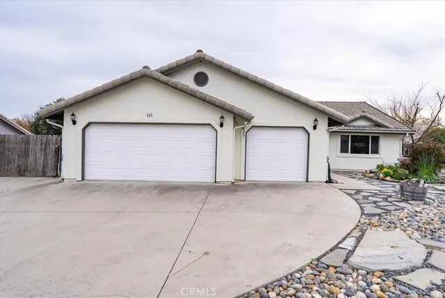 $835,000 | 448 Morgan Lane, Paso Robles, CA 93446