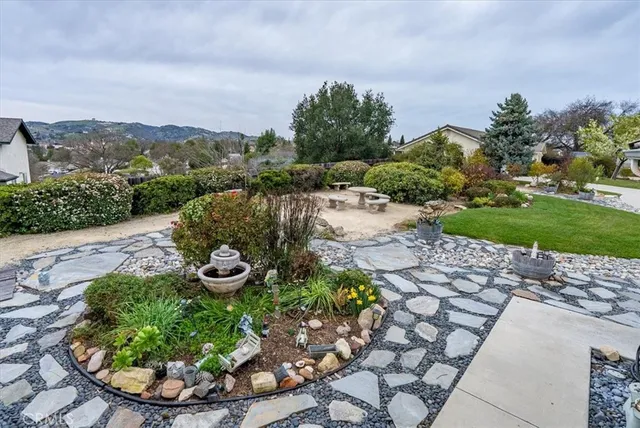 $835,000 | 448 Morgan Lane, Paso Robles, CA 93446