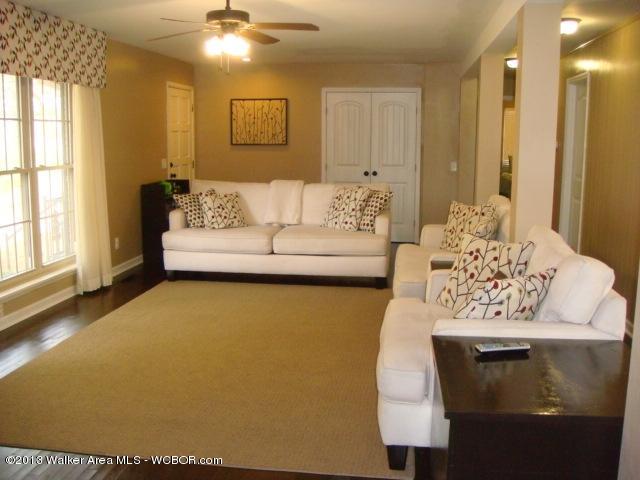 1005 South Walston Bridge Road Jasper, AL 35501 - Photo 4 of 26 Gallery Image 4