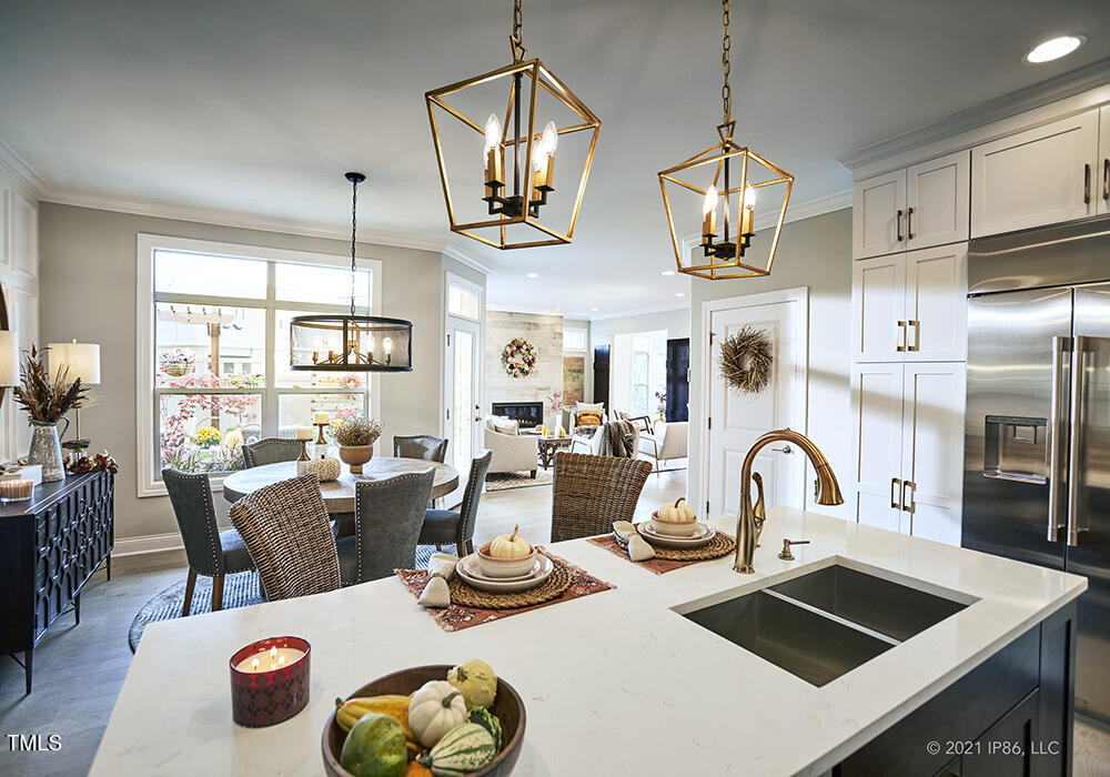 1005 Bridgeforth Lane Chapel Hill, NC 27517 - Photo 3 of 8 Kitchen