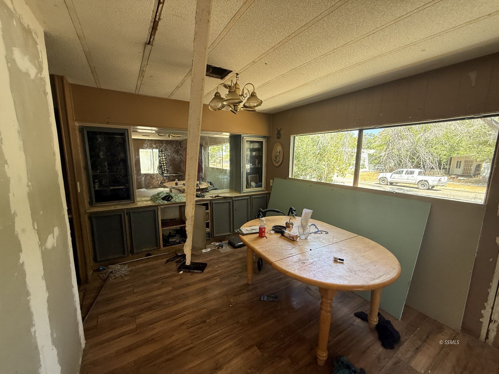 5229 Nolina Avenue Ridgecrest, CA 93555 - Photo 8 of 9 Gallery Image 8