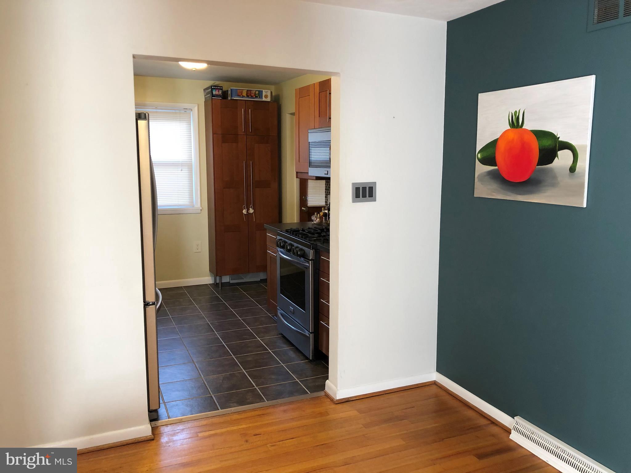 409 Devon Road York, PA 17403 - Photo 3 of 26 Gallery Image 3