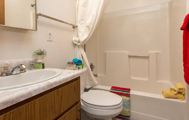 $804 | 225 Sugar Creek Lane, Other, IA 52317