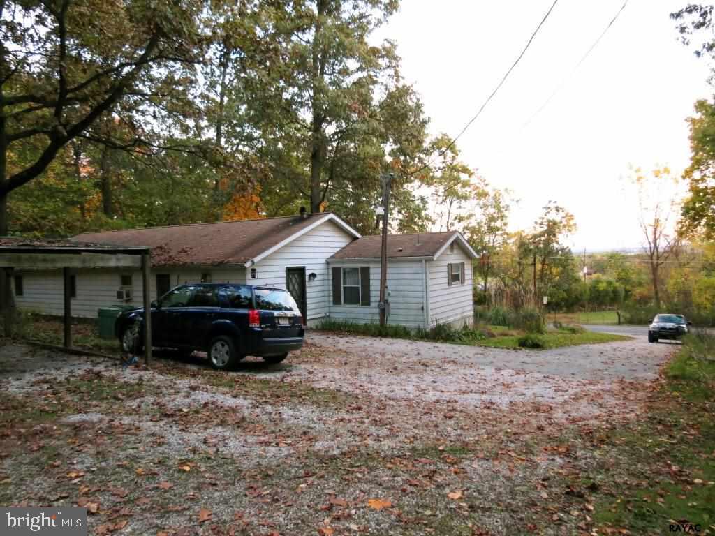 5111 Nursery Road Dover, PA 17315 - Photo 19 of 23 Gallery Image 19