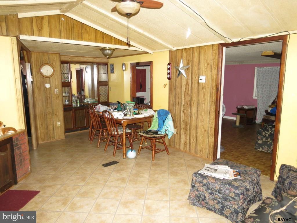 5111 Nursery Road Dover, PA 17315 - Photo 9 of 23 Gallery Image 9