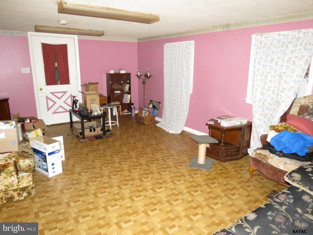 5111 Nursery Road Dover, PA 17315 - Photo 10 of 23 Gallery Image 10