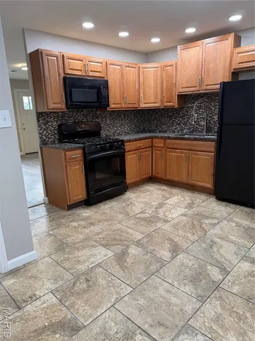 $110,000 | 1115 St Bartholomew Drive, Cahokia, IL 62206