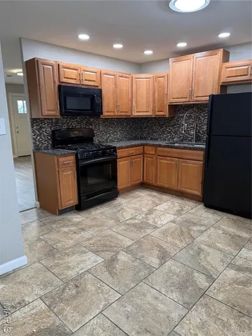 $110,000 | 1115 St Bartholomew Drive, Cahokia, IL 62206