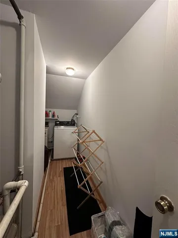 $630,000 | 56 Meadowview Court, Leonia, NJ 07605