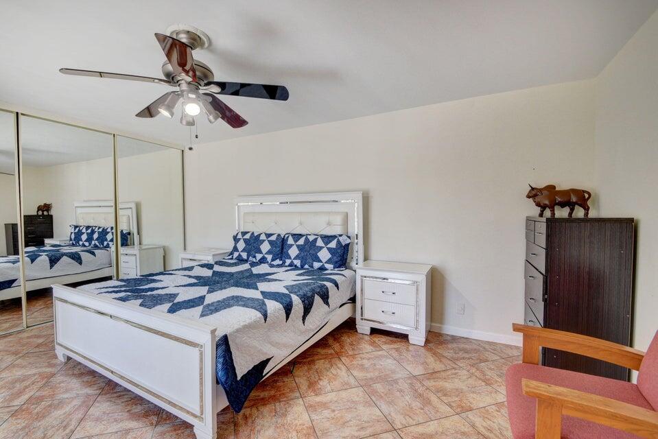 562 Springdale Circle, Unit 56B Palm Springs, FL 33461 - Photo 7 of 8 562bedr1