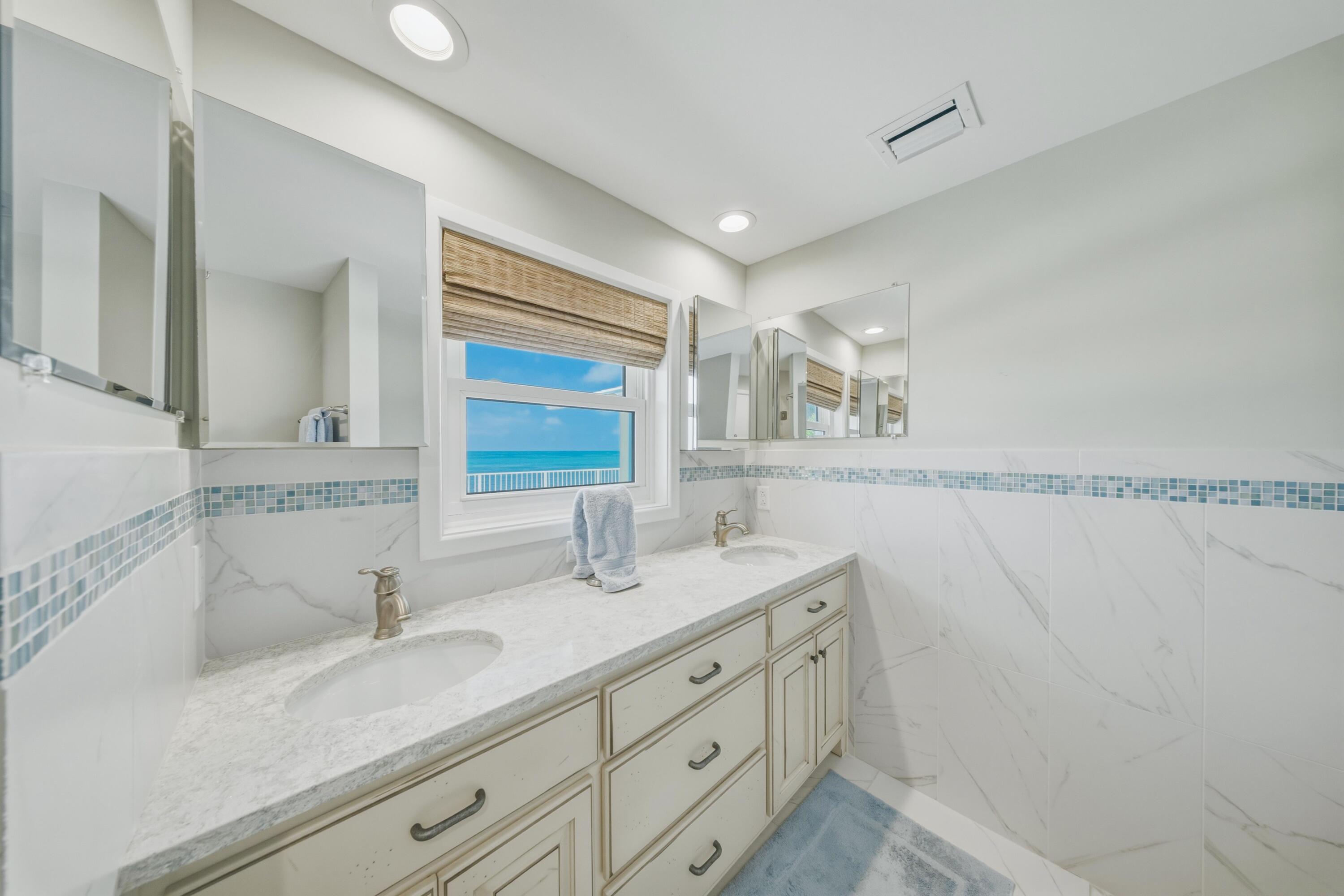 23 Treasure Road Marathon, FL 33050 - Photo 65 of 101 101-DSC05439