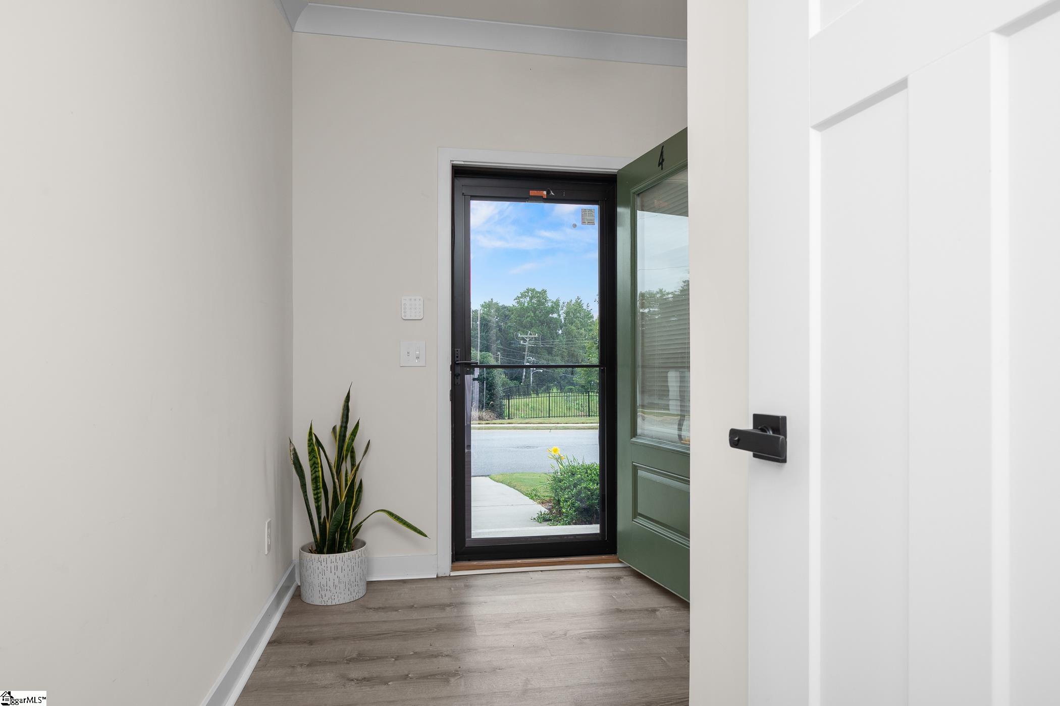 4 Connaught Court Mauldin, SC 29662 - Photo 3 of 32