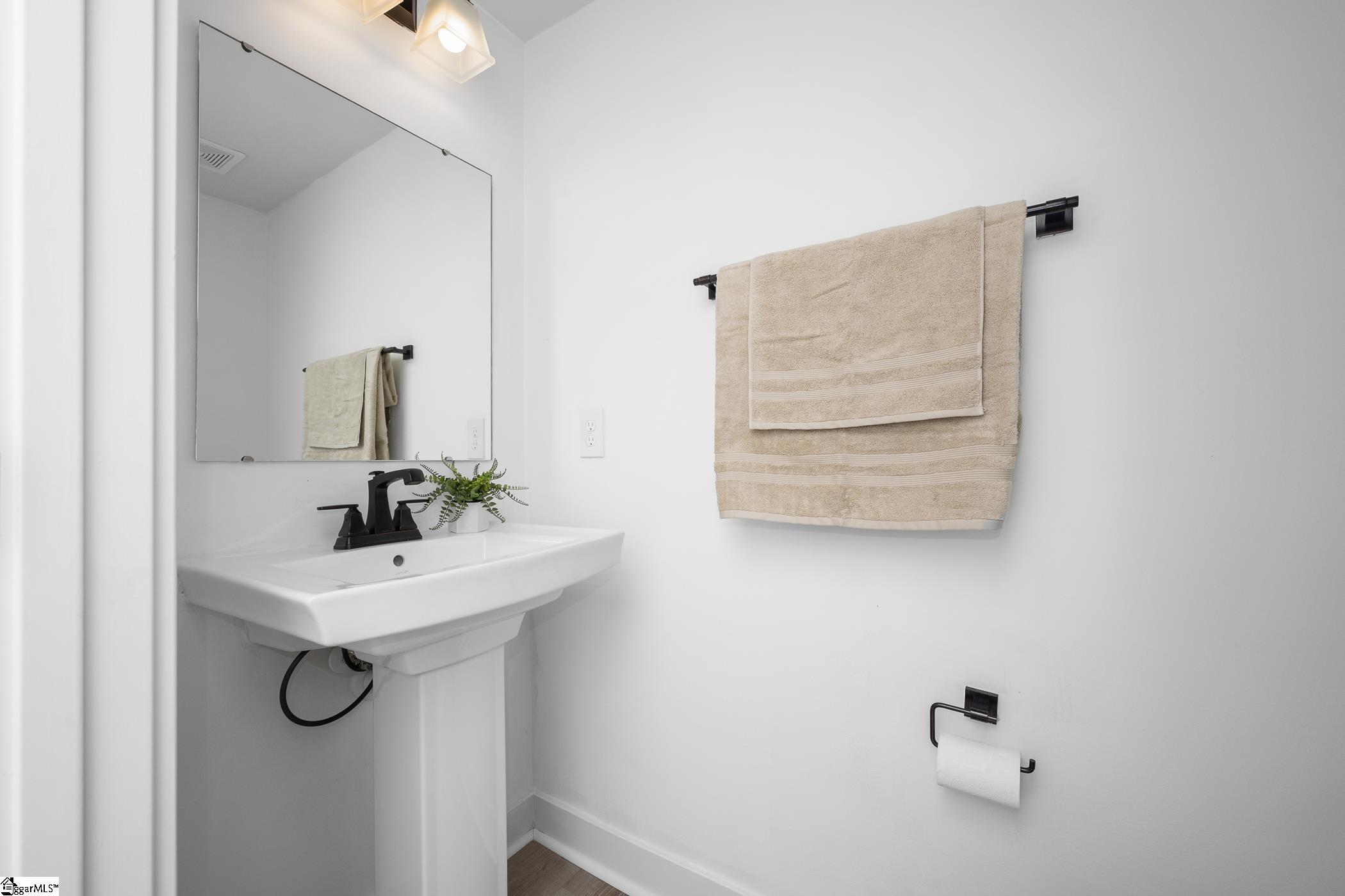 4 Connaught Court Mauldin, SC 29662 - Photo 4 of 32