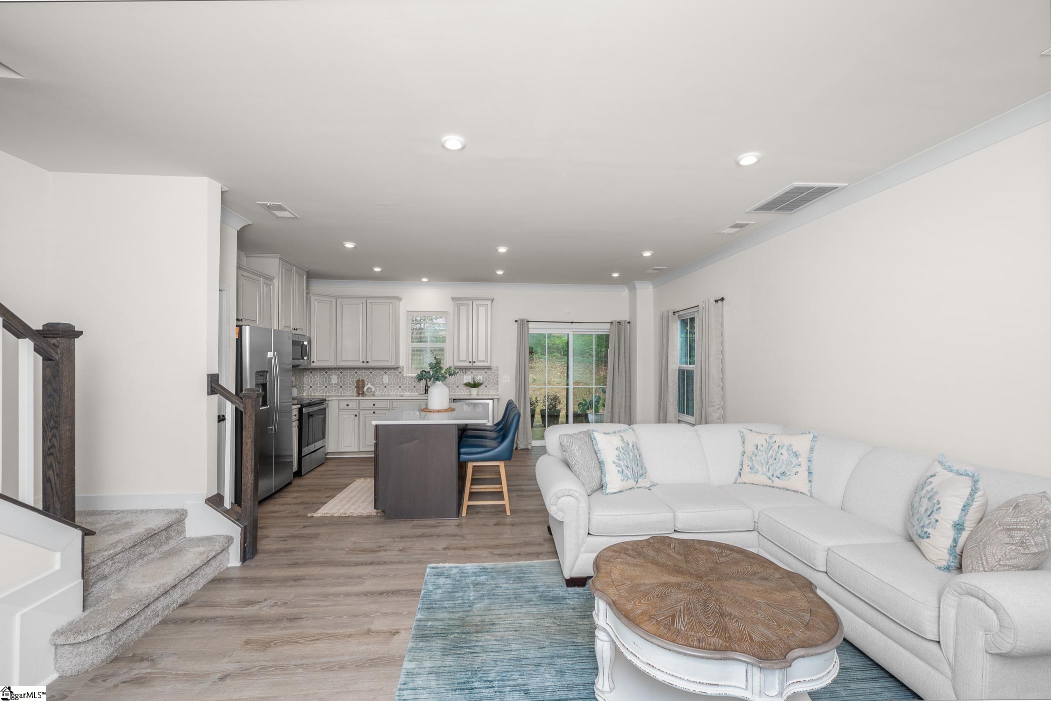 4 Connaught Court Mauldin, SC 29662 - Photo 8 of 32