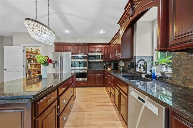 $614,900 | 1632 Northwest 785th Road, Bates City, MO 64011