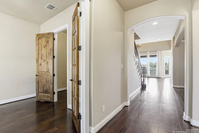 $3,300 | 24010 Alpine Lodge, San Antonio, TX 78258