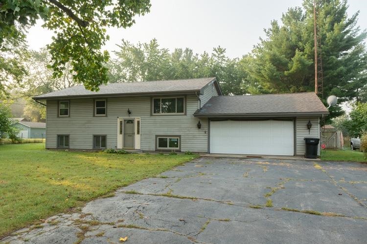 14380 Douglas Road Mishawaka, IN 46545 - Photo 2 of 31 Gallery Image 2