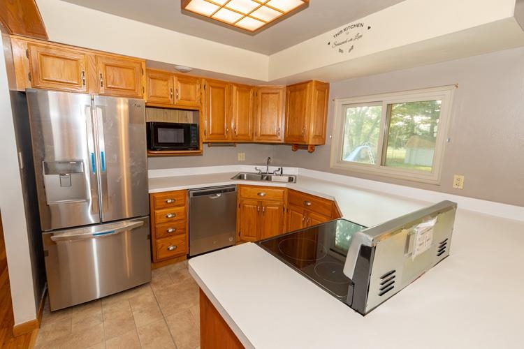 14380 Douglas Road Mishawaka, IN 46545 - Photo 6 of 31 Gallery Image 6