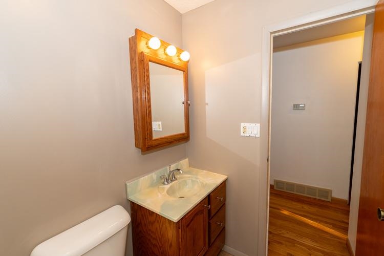 14380 Douglas Road Mishawaka, IN 46545 - Photo 9 of 31 Gallery Image 9