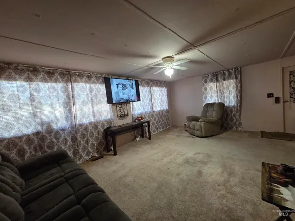$39,900 | 1715 West Flamingo Avenue, Nampa, ID 83651