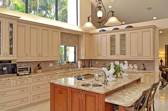 4245 Bocaire Boulevard Boca Raton, FL 33487 - Photo 6 of 11 kitchen2_700