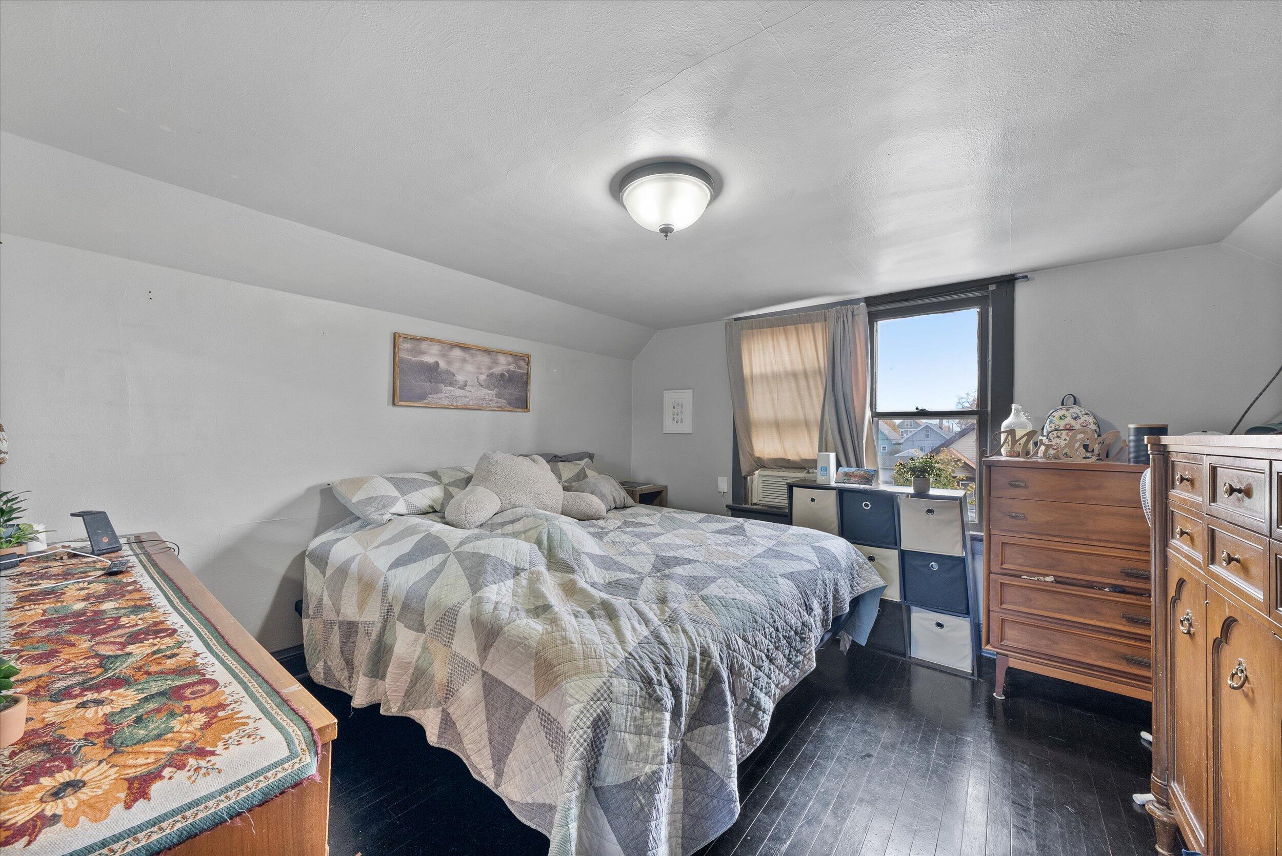 1929 South 72nd Street West Allis, WI 53219 - Photo 11 of 22 12-Bedroom