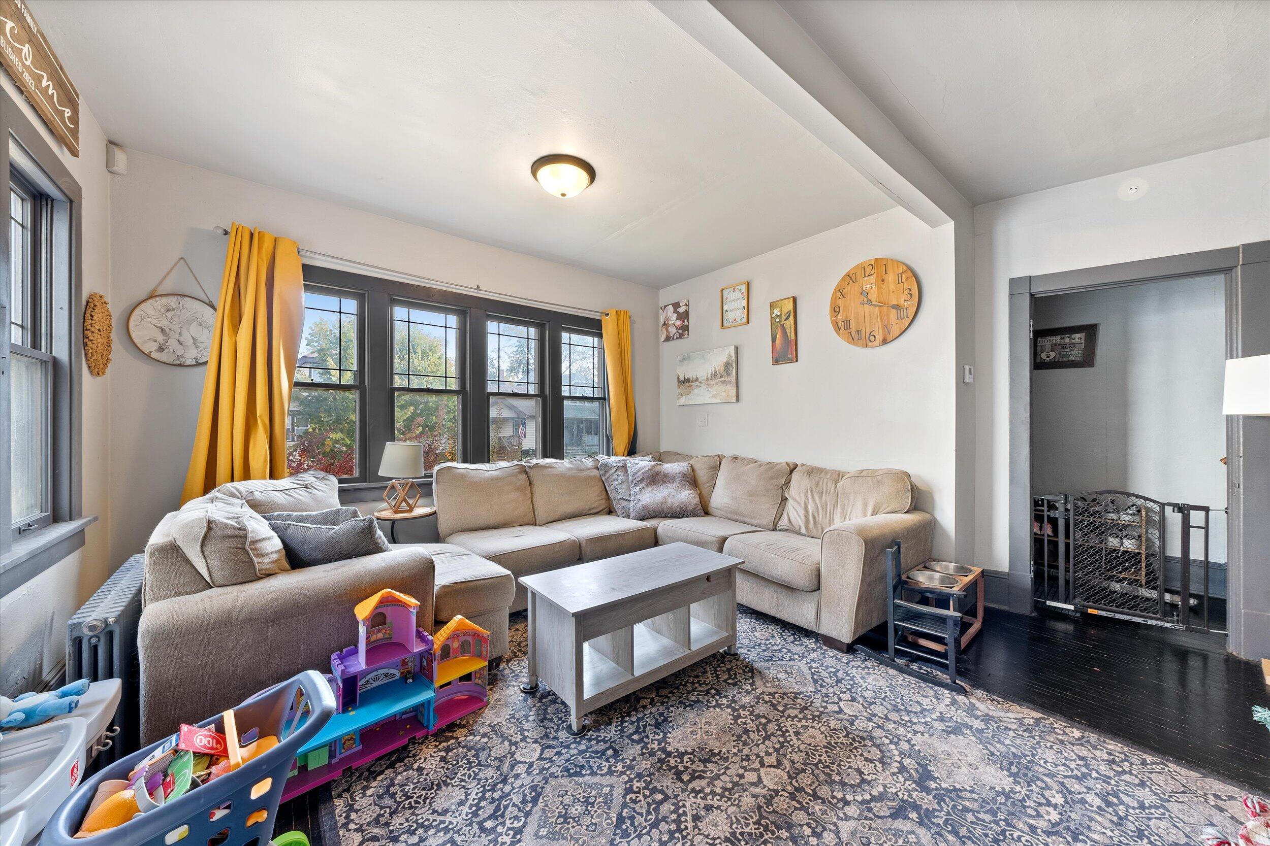 1929 South 72nd Street West Allis, WI 53219 - Photo 4 of 22 03-Living Room