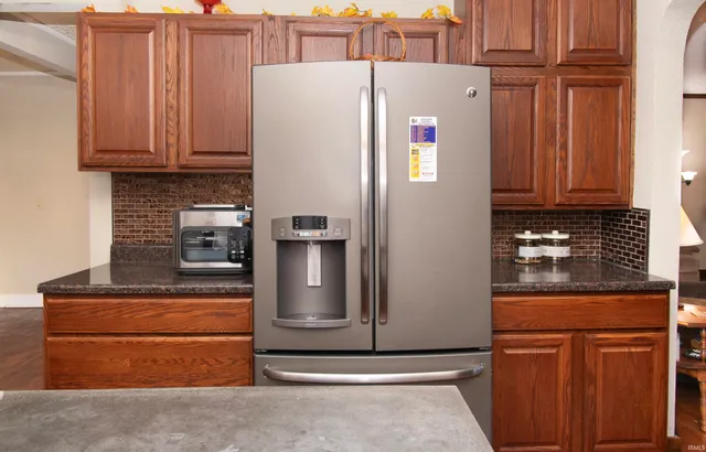 $199,900 | 813 East Mitchell Street, Kendallville, IN 46755