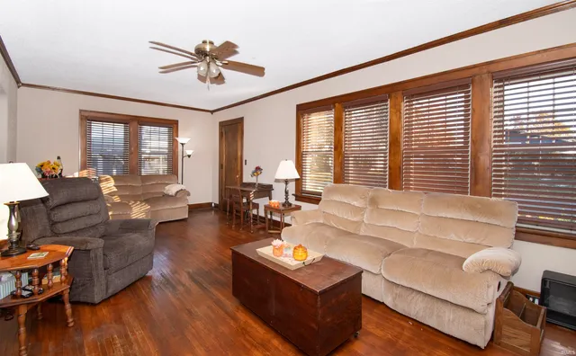 $199,900 | 813 East Mitchell Street, Kendallville, IN 46755