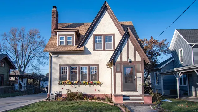 $199,900 | 813 East Mitchell Street, Kendallville, IN 46755