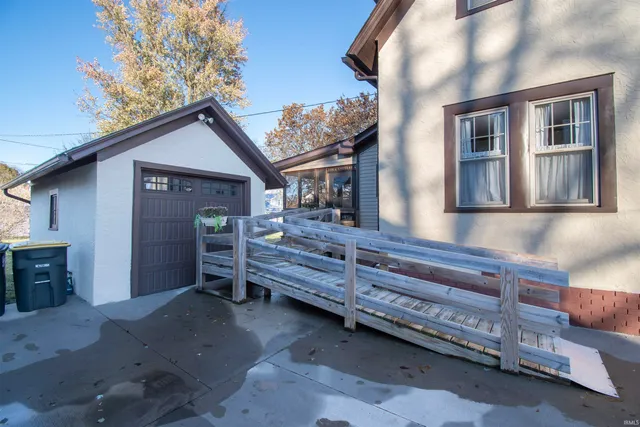 $199,900 | 813 East Mitchell Street, Kendallville, IN 46755