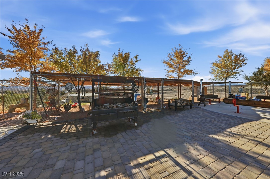 1285 Embry Avenue Moapa, NV 89025 - Photo 72 of 98 View of patio / terrace