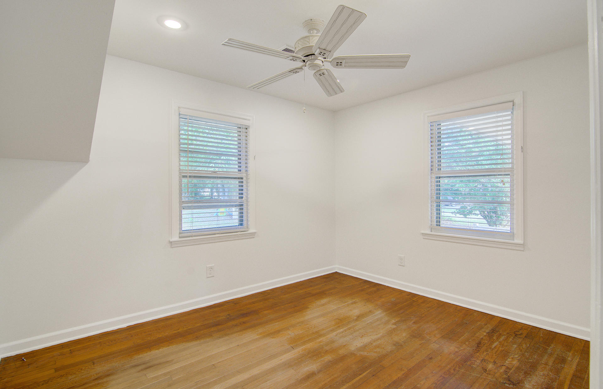 722 Windward Road Charleston, SC 29412 - Photo 14 of 26 15