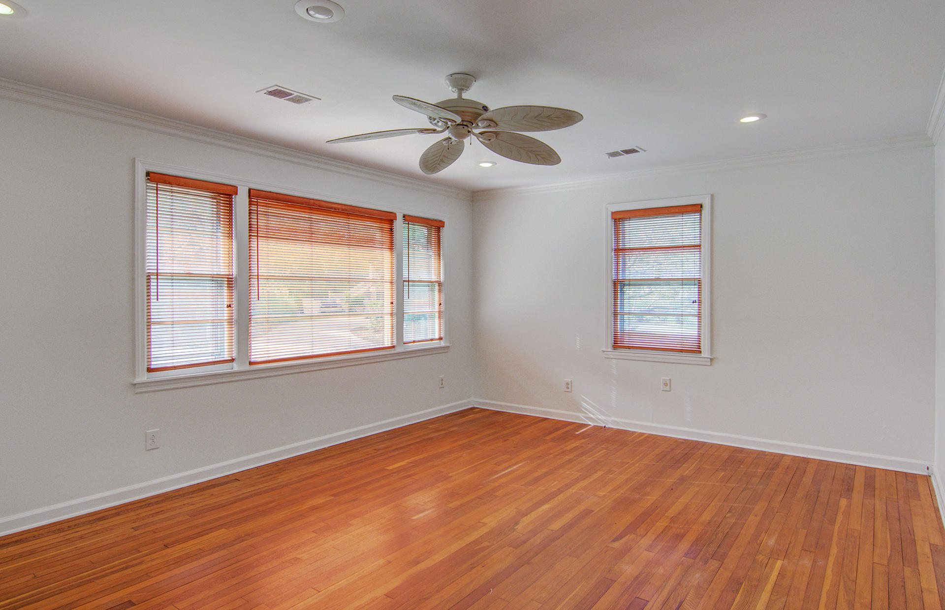 722 Windward Road Charleston, SC 29412 - Photo 9 of 26 10