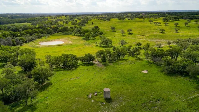 $827,750 | 191 Pivot Circle, Briggs, TX 78608