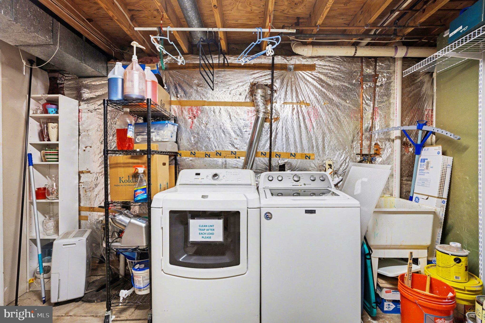 4400 Cottington Road Nottingham, MD 21236 - Photo 40 of 48 a utility room with dryer and washer