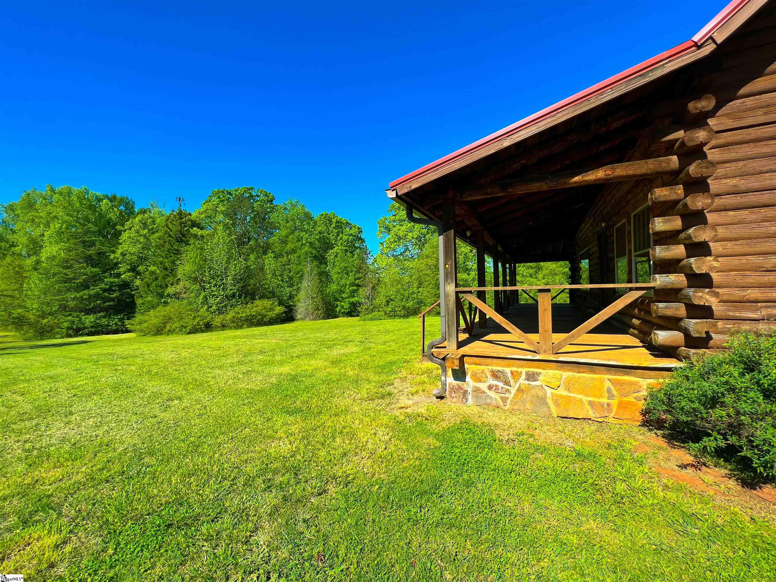 969 Holly Bush Road Easley, SC 29640 - Photo 3 of 34 Gallery Image 3